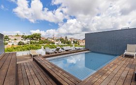Liberdade Elegance W/Rooftop Pool By Lovelystay